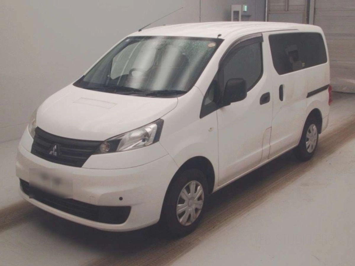MITSUBISHI DELICA