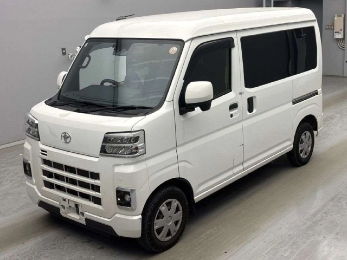 TOYOTA PIXIS VAN S700M 2023