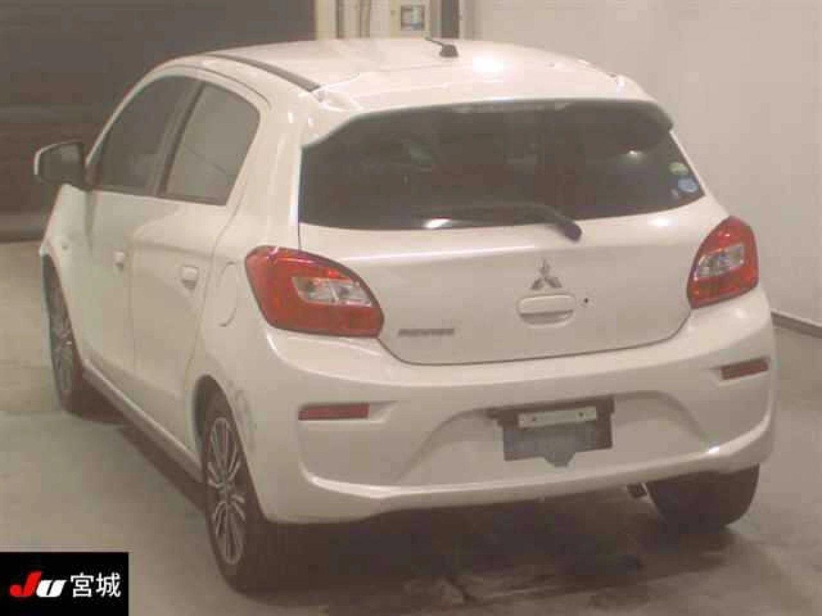 MITSUBISHI MIRAGE
