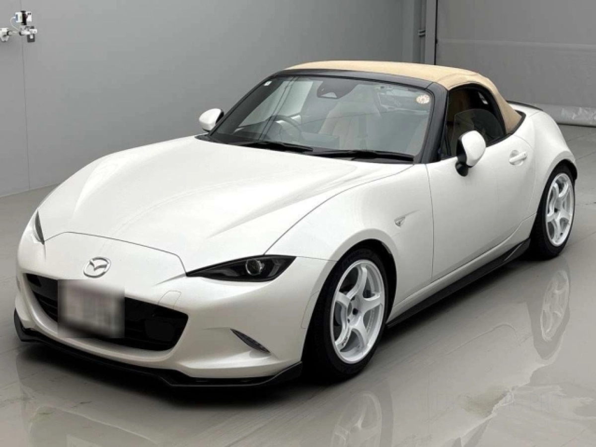 MAZDA ROADSTER