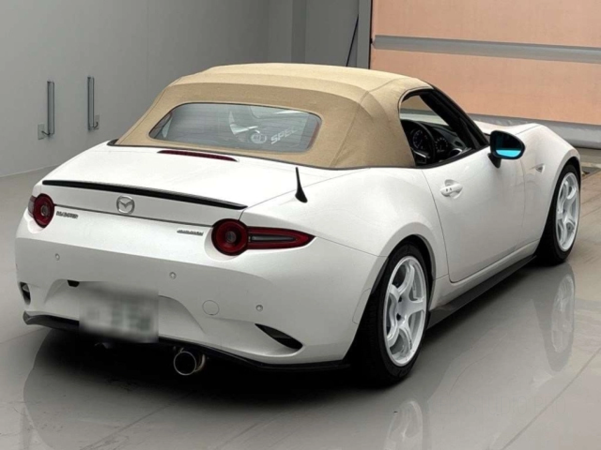 MAZDA ROADSTER