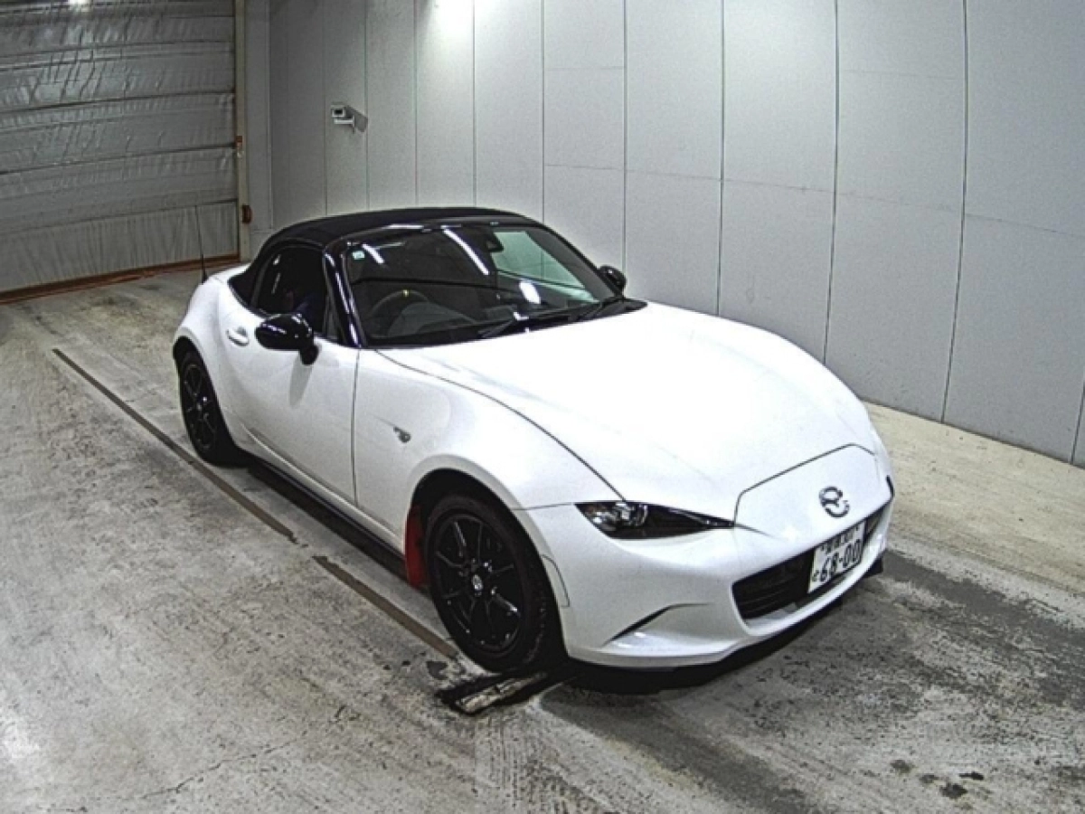 MAZDA ROADSTER