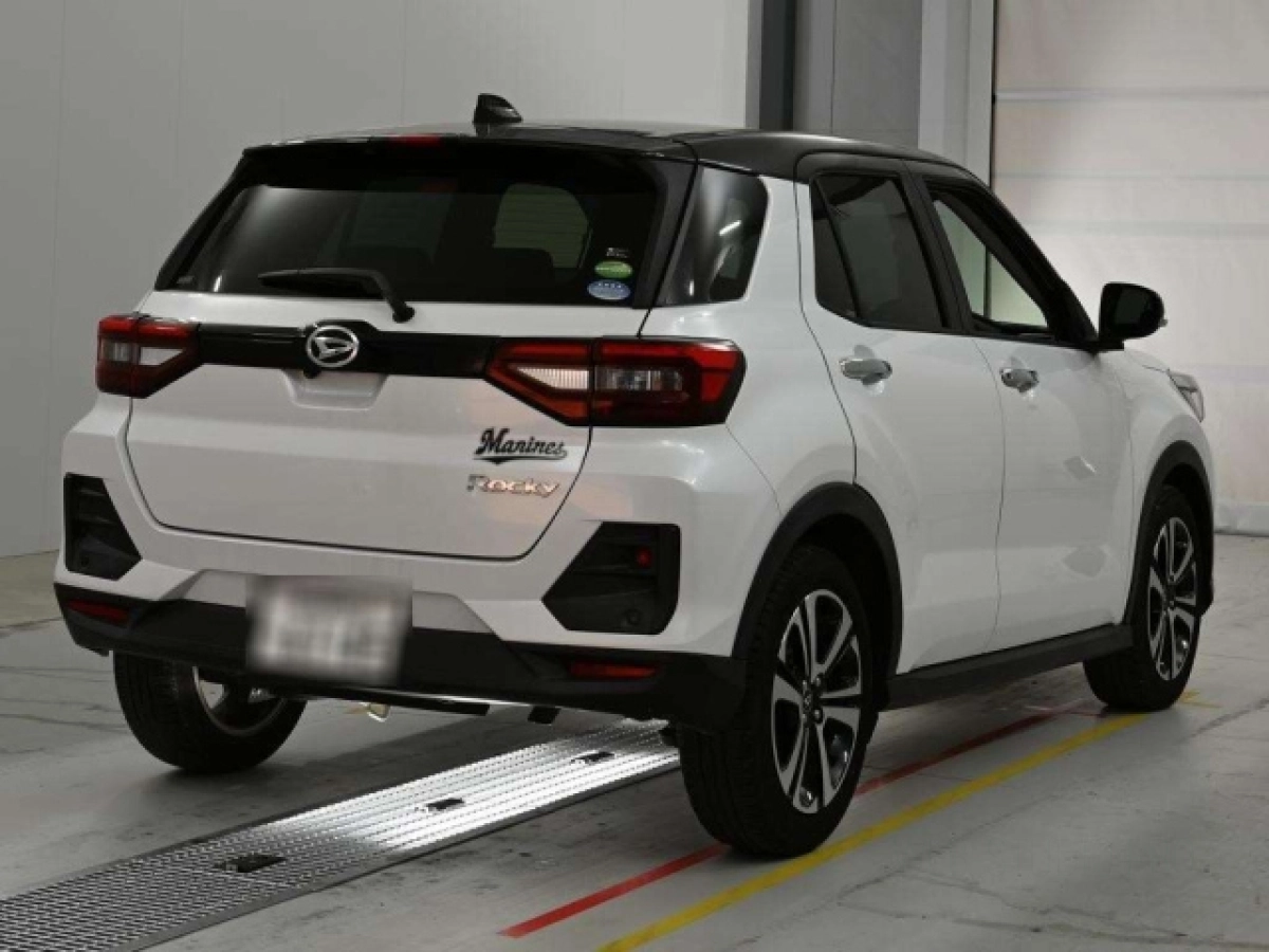 DAIHATSU ROCKY