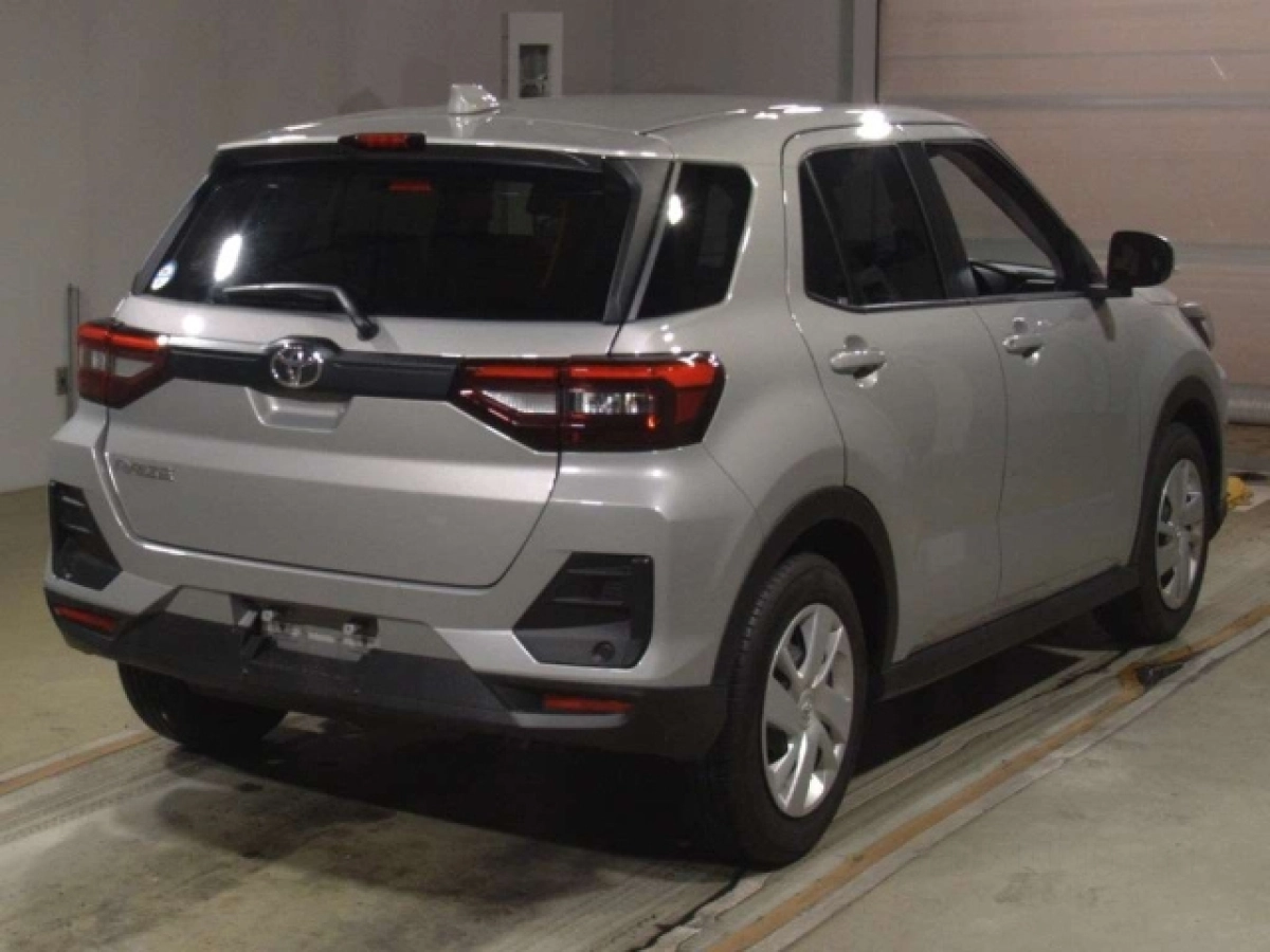 TOYOTA RAIZE