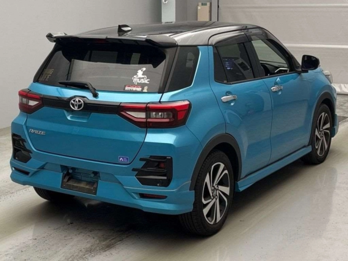 TOYOTA RAIZE