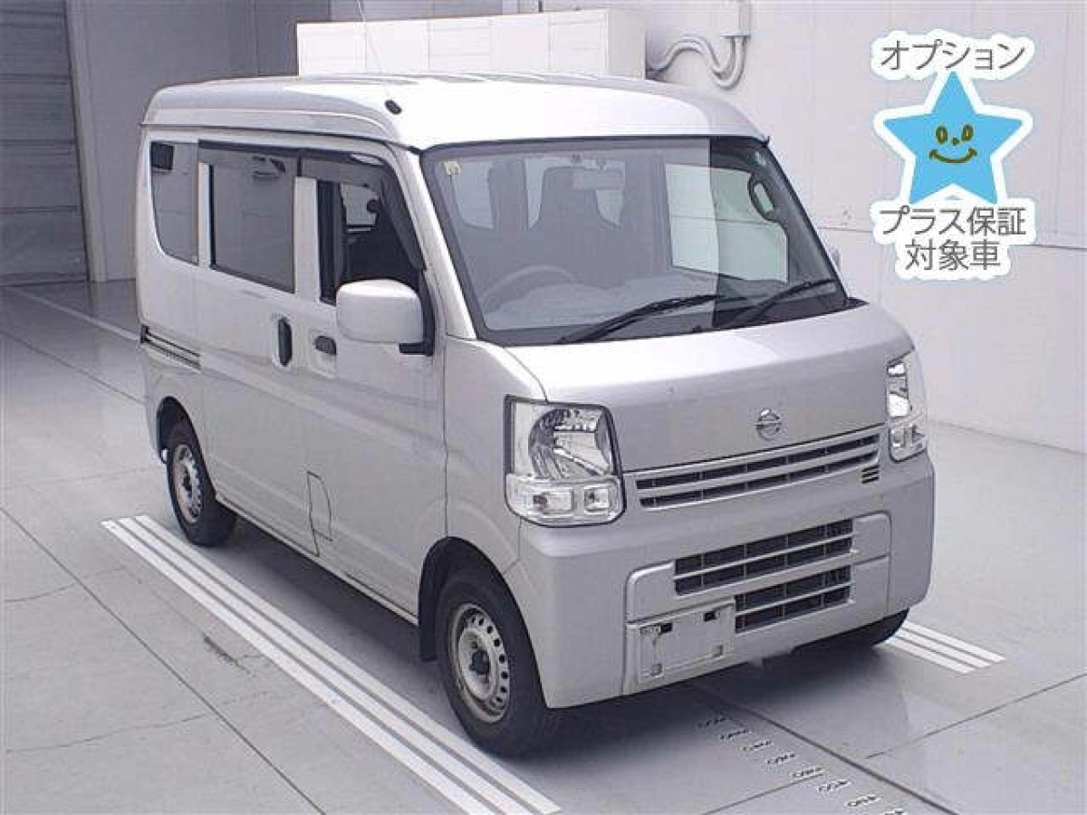 NISSAN CLIPPER VAN
