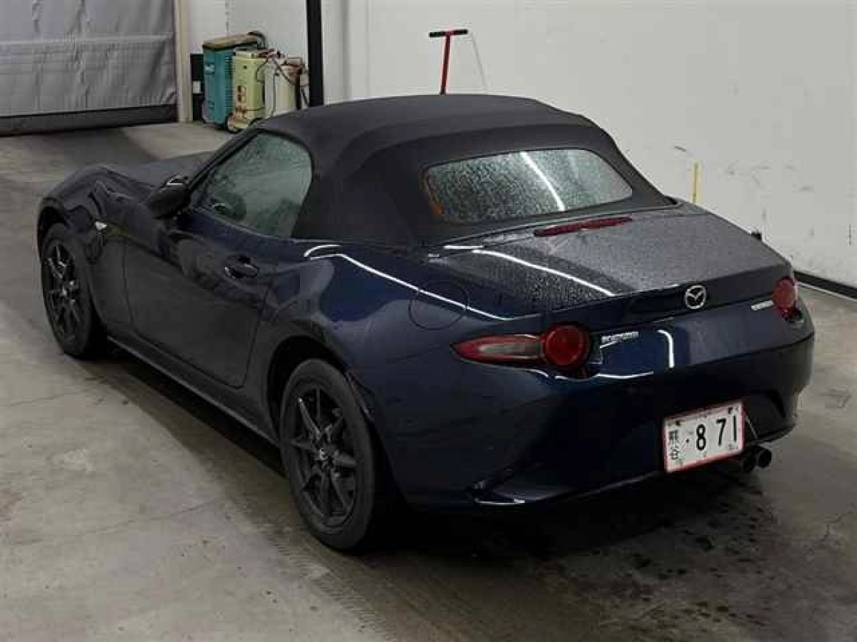 MAZDA ROADSTER