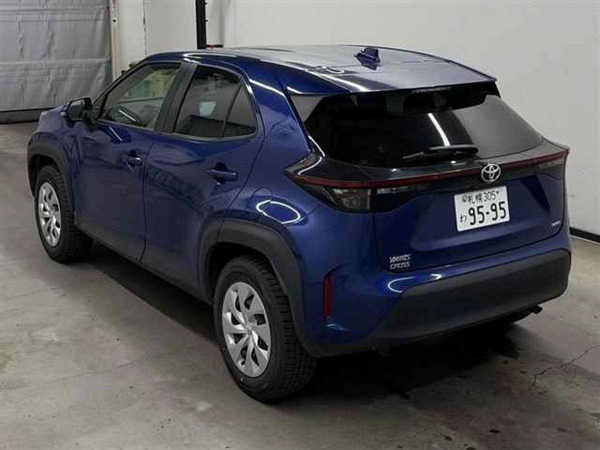 TOYOTA YARIS CROSS