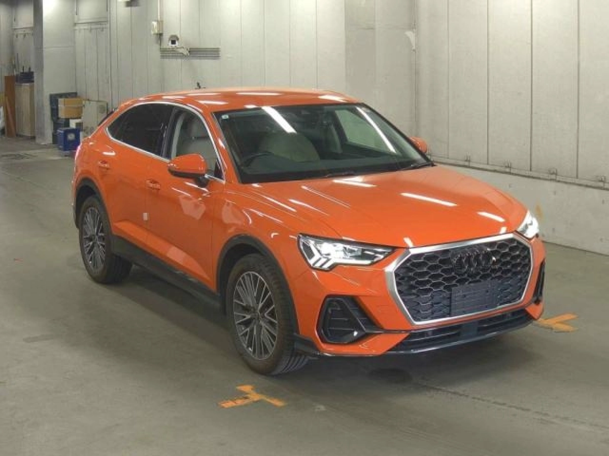 AUDI Q3 F3DPC 2021