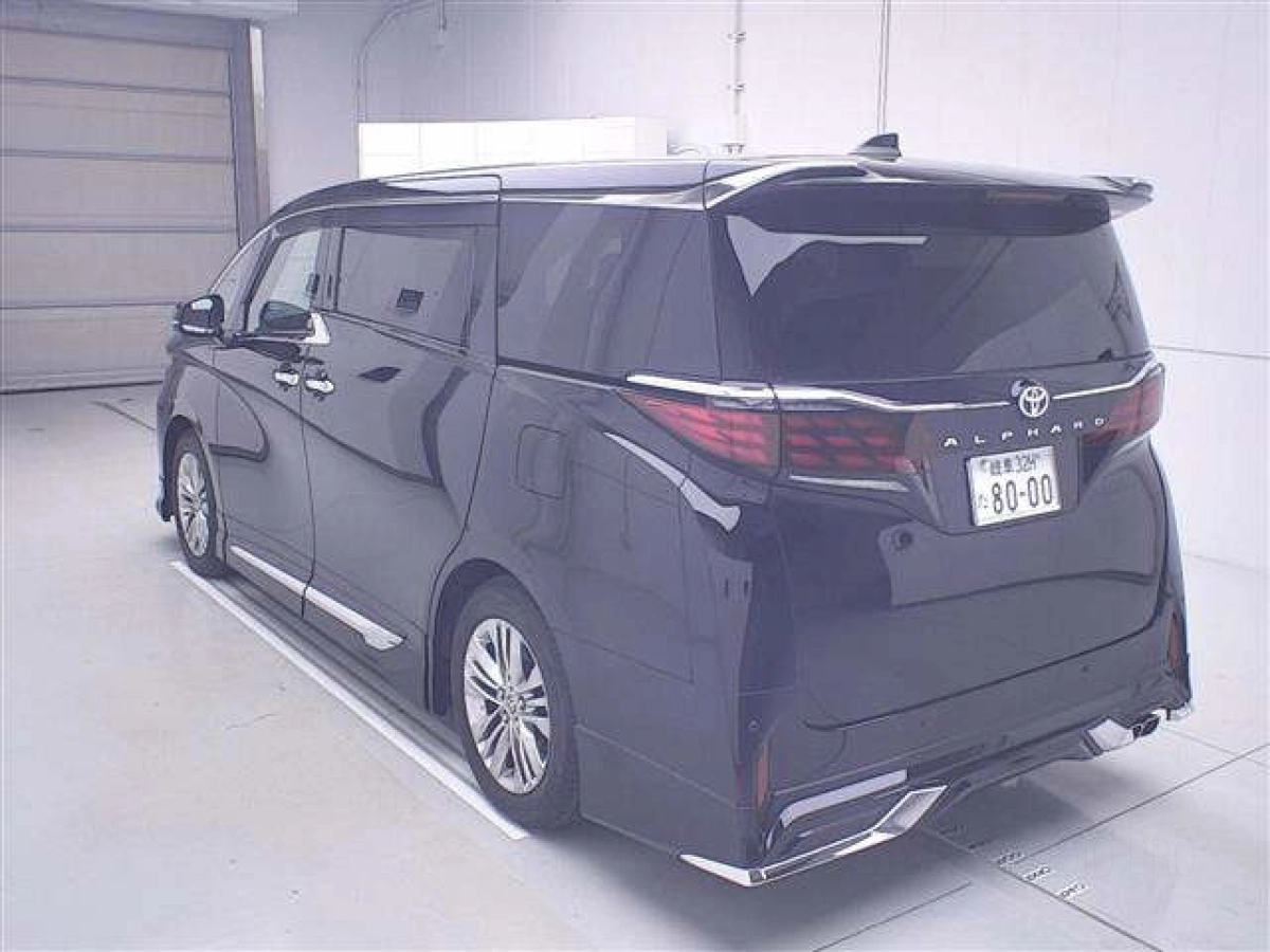 TOYOTA ALPHARD
