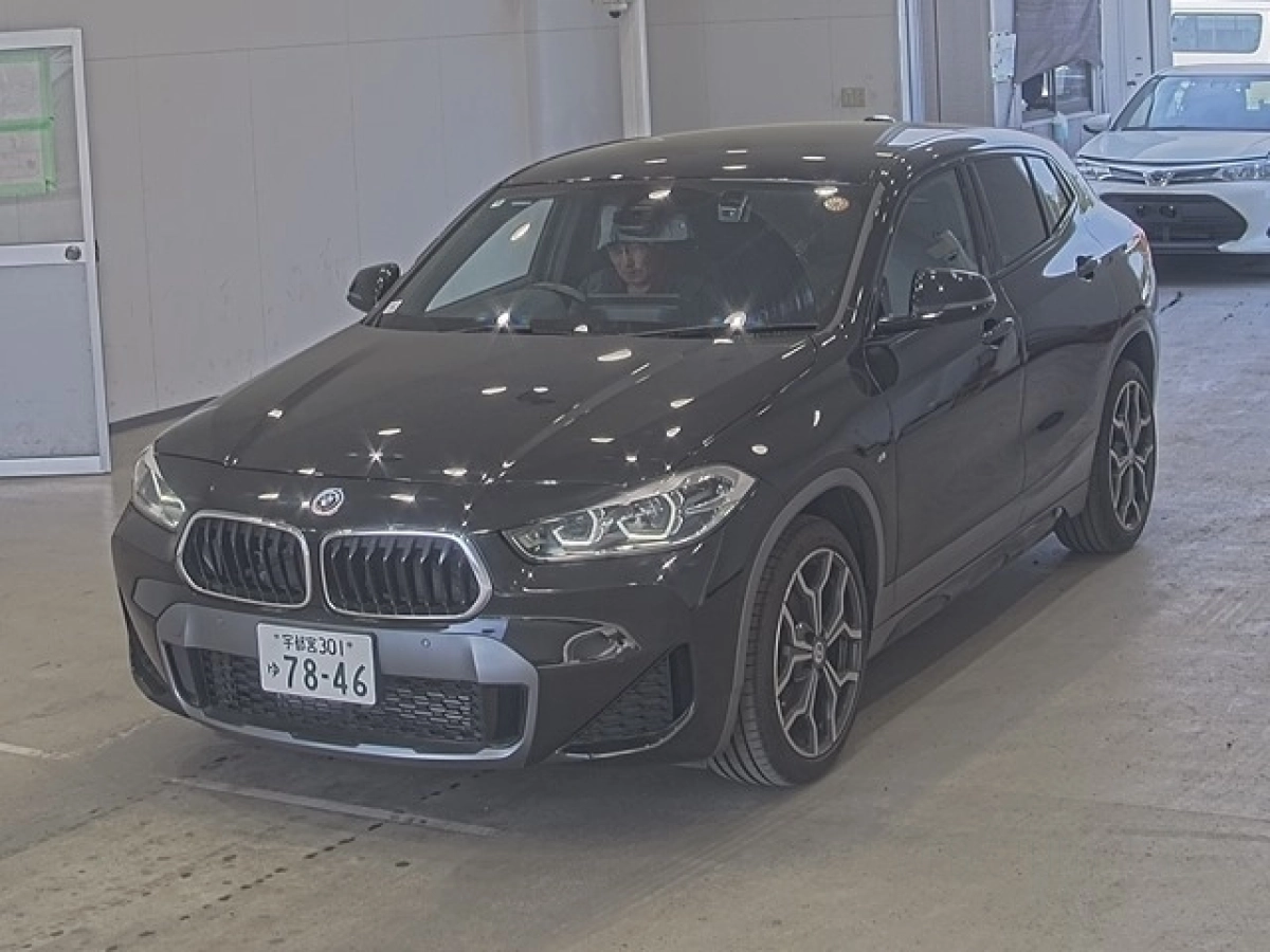 BMW X2