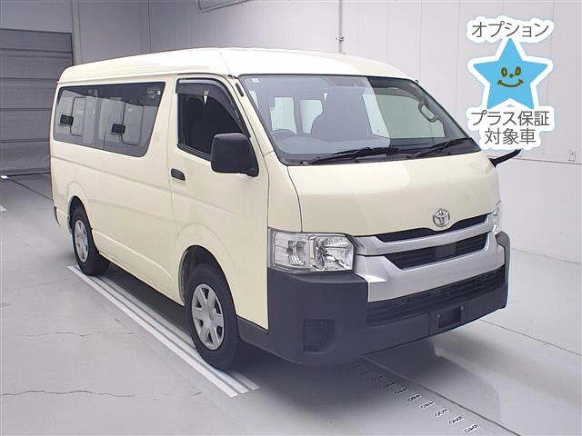 TOYOTA HIACE TRH219W 2021