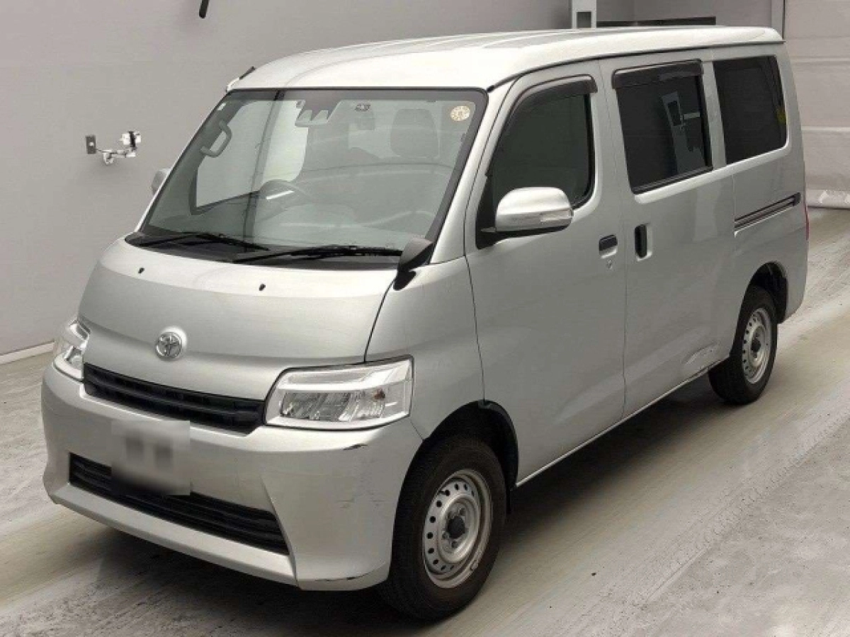 TOYOTA TOWN ACE VAN