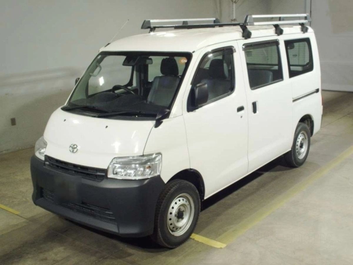 TOYOTA TOWN ACE VAN