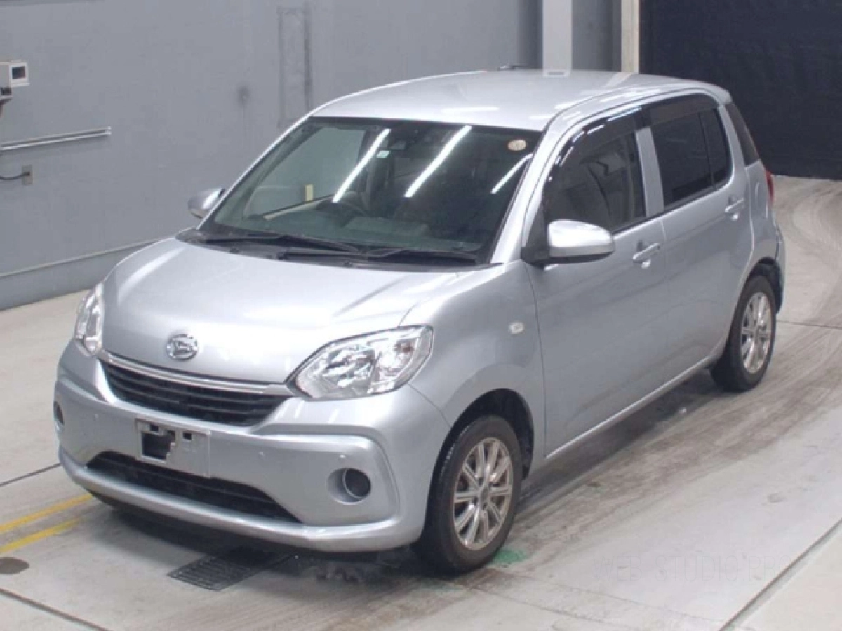 DAIHATSU BOON