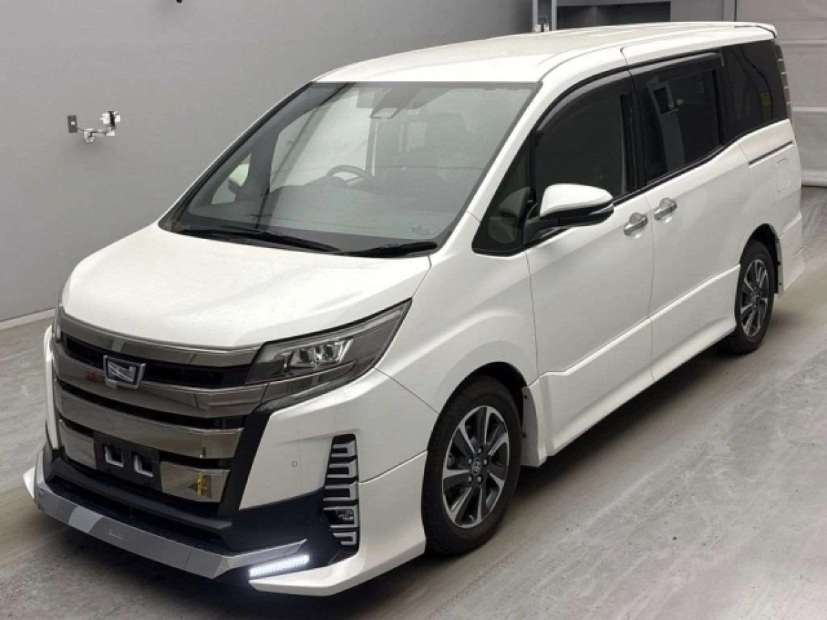 TOYOTA NOAH ZRR85W 2019