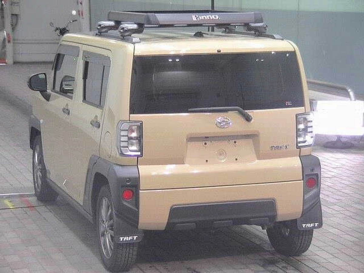 DAIHATSU TAFT