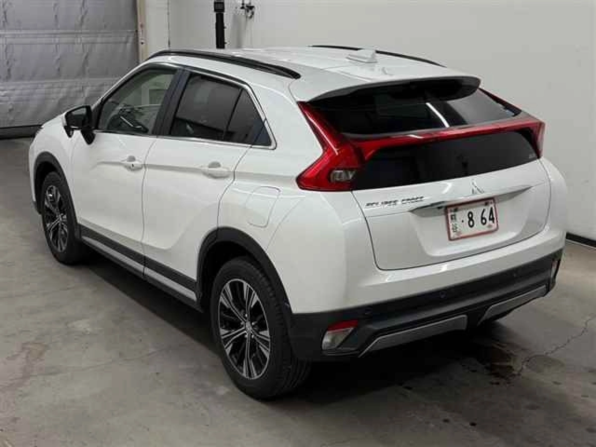 MITSUBISHI ECLIPSE CROSS