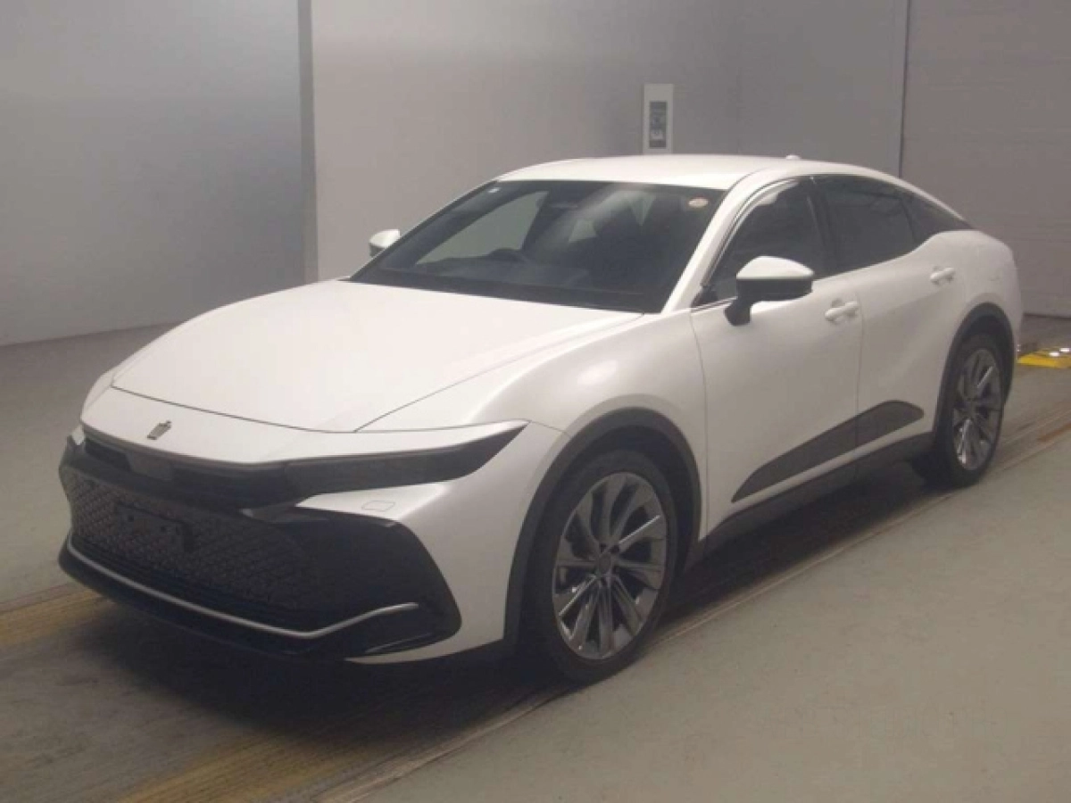 TOYOTA CROWN CROSSOVER AZSH35 2023