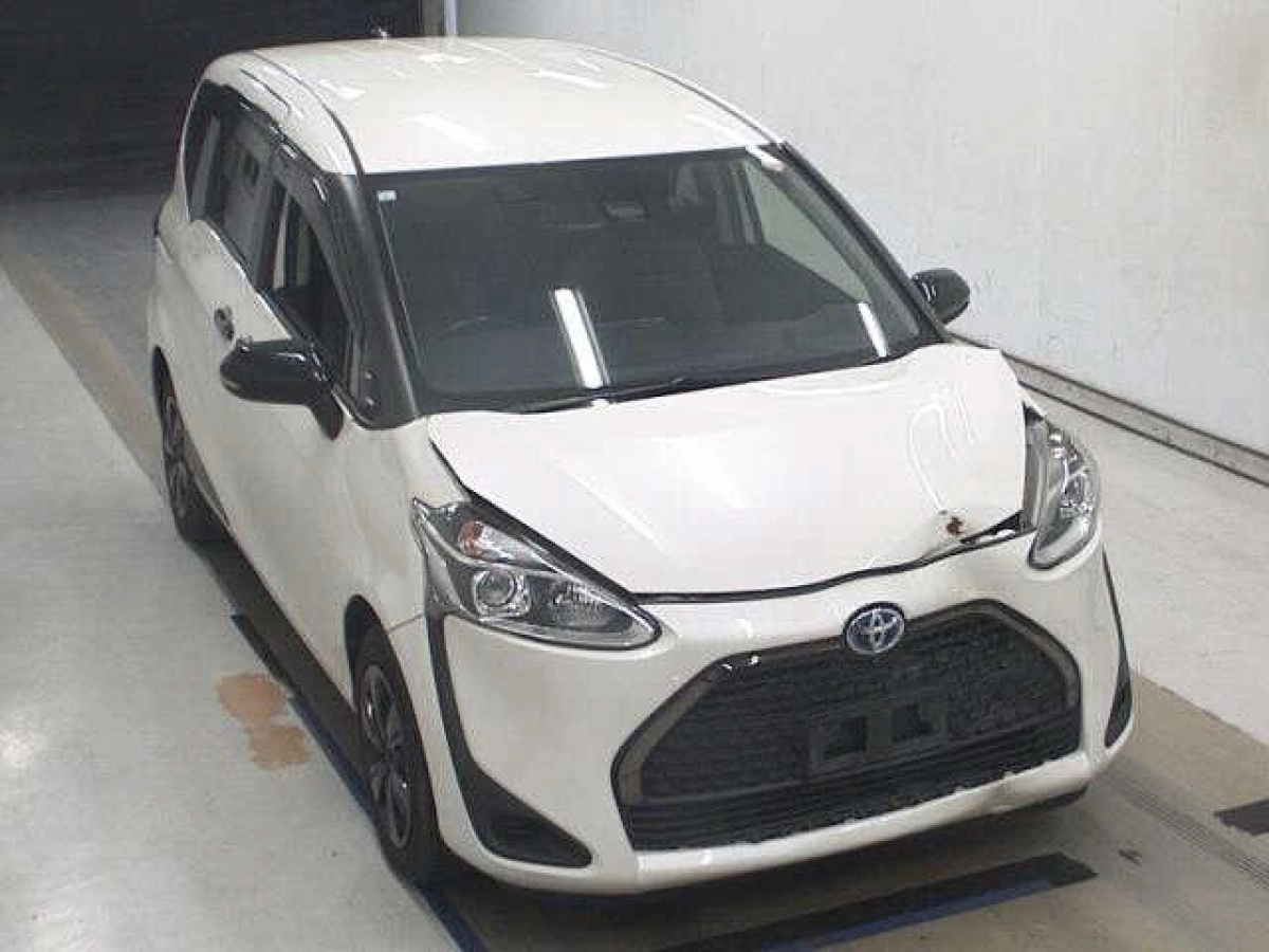 TOYOTA SIENTA NHP170G 2021