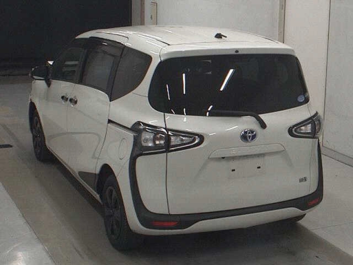 TOYOTA SIENTA