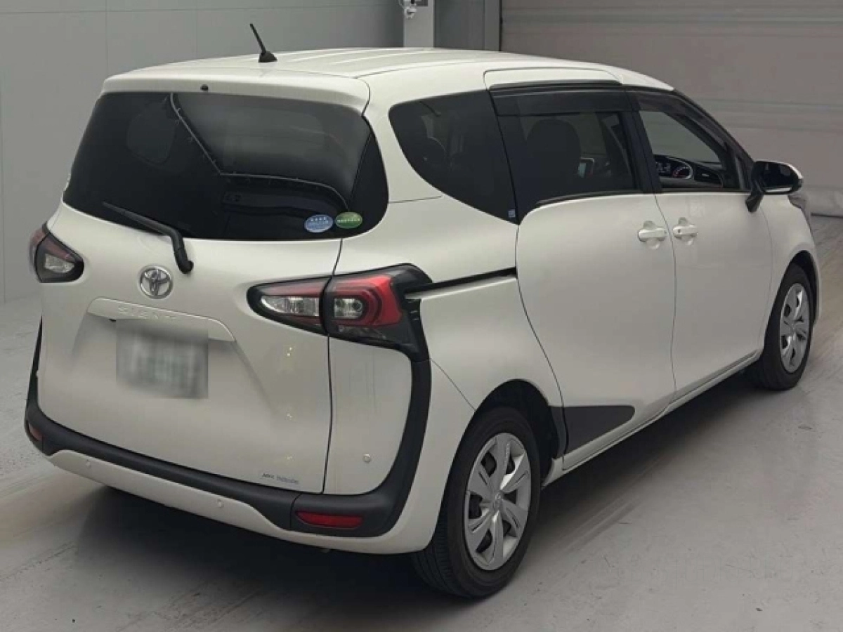 TOYOTA SIENTA