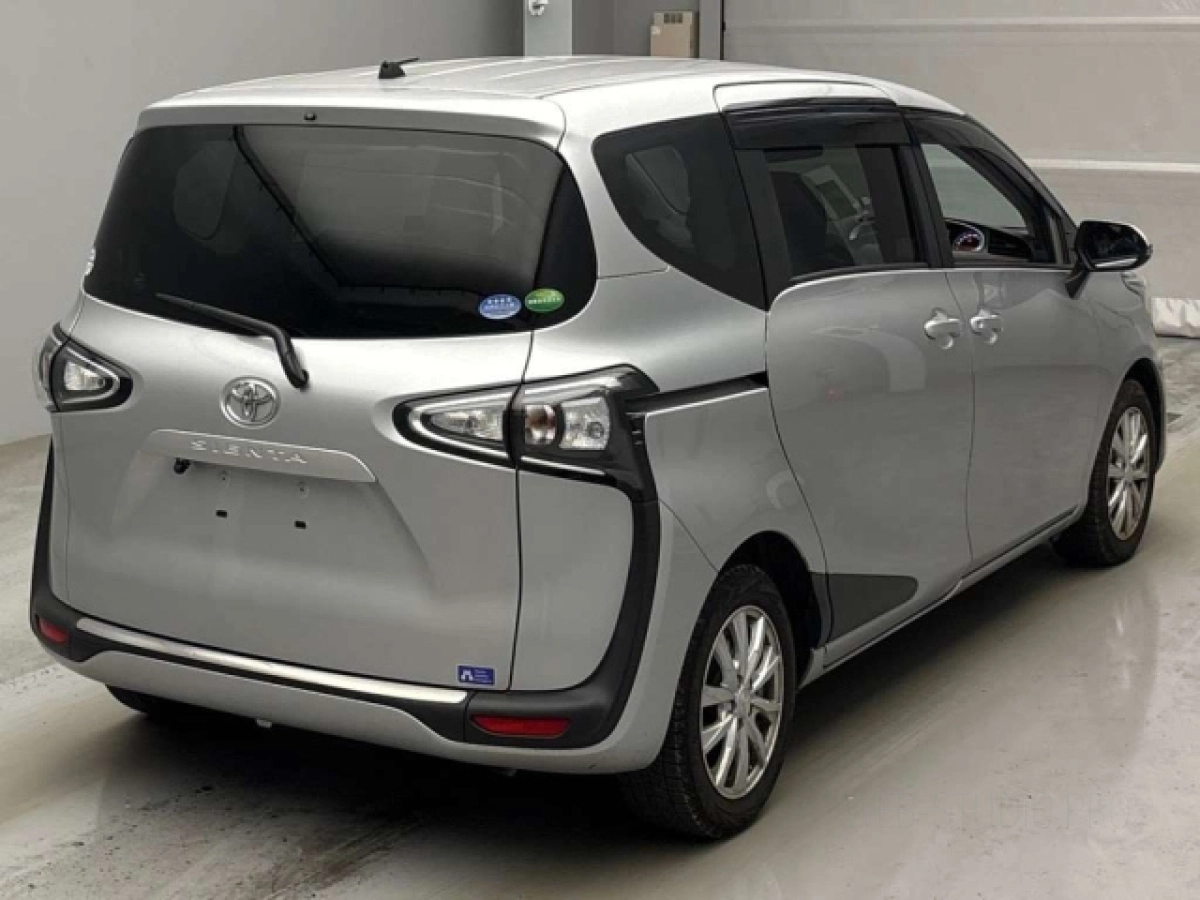 TOYOTA SIENTA