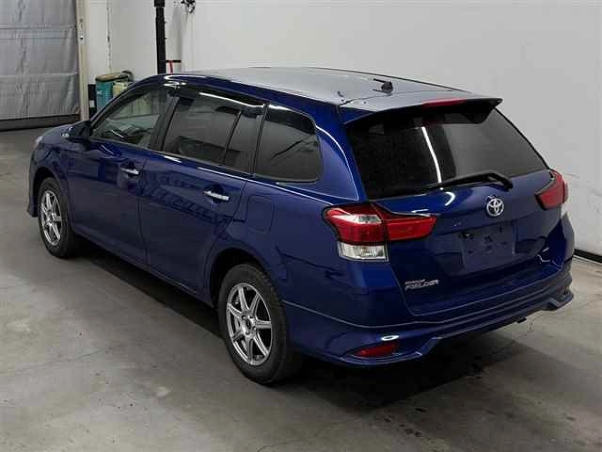 TOYOTA COROLLA FIELDER