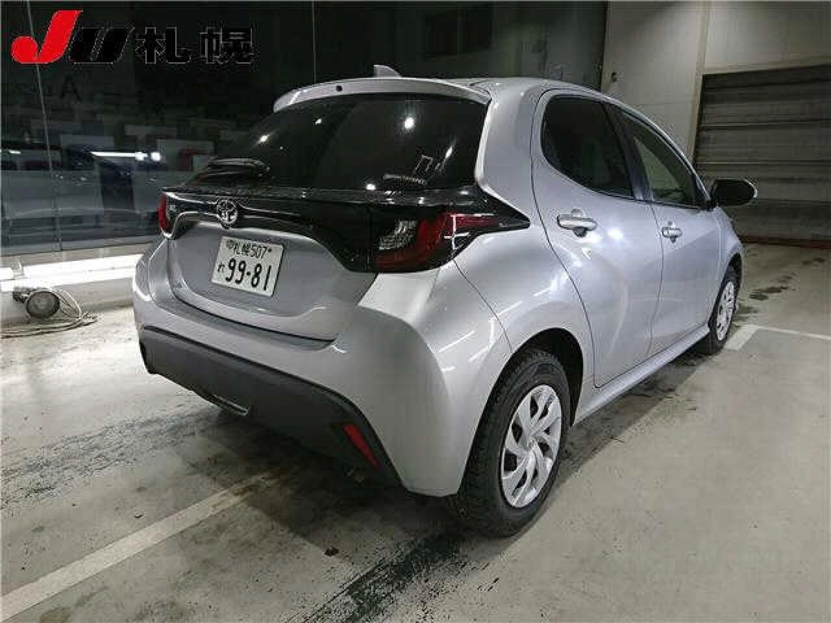 TOYOTA YARIS
