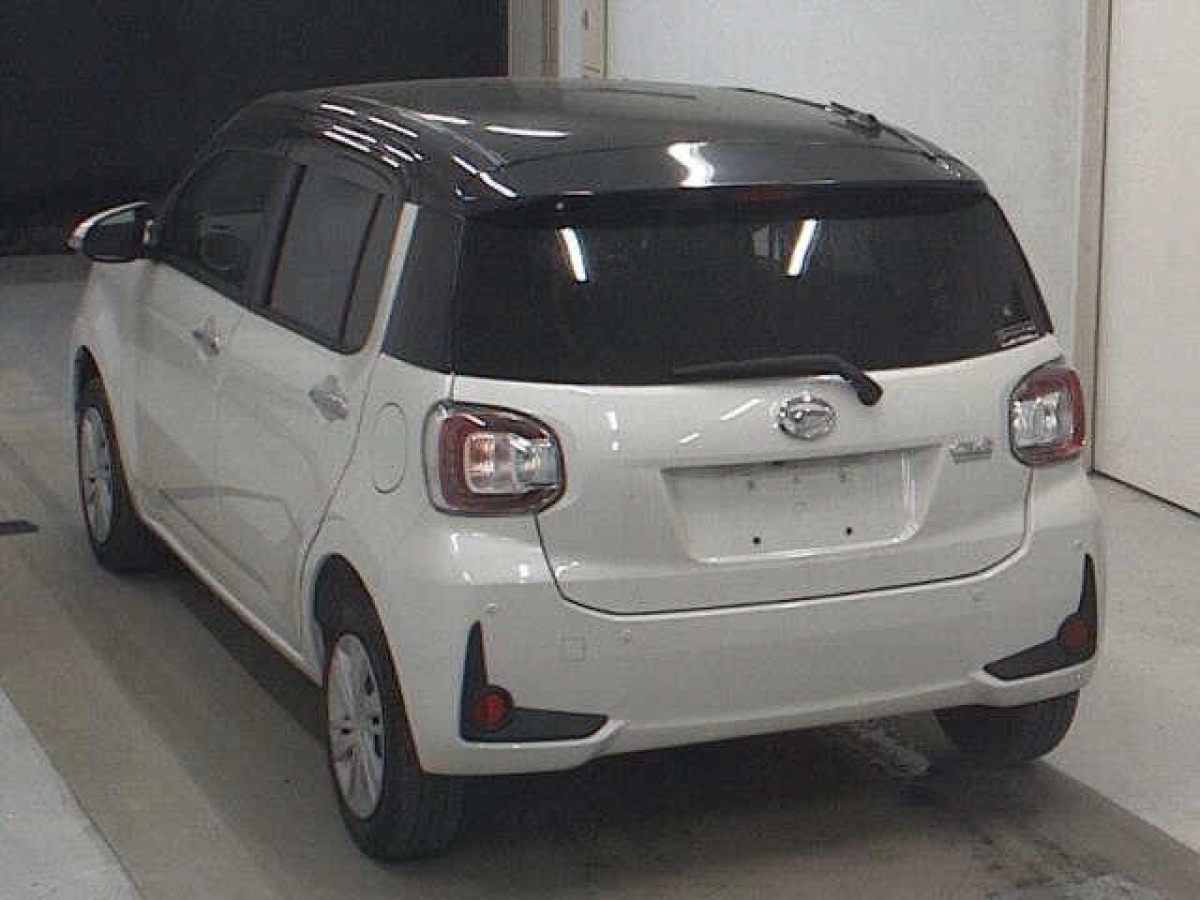 DAIHATSU BOON