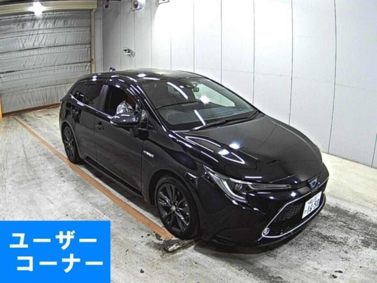 TOYOTA COROLLA TOURING ZWE211W 2020