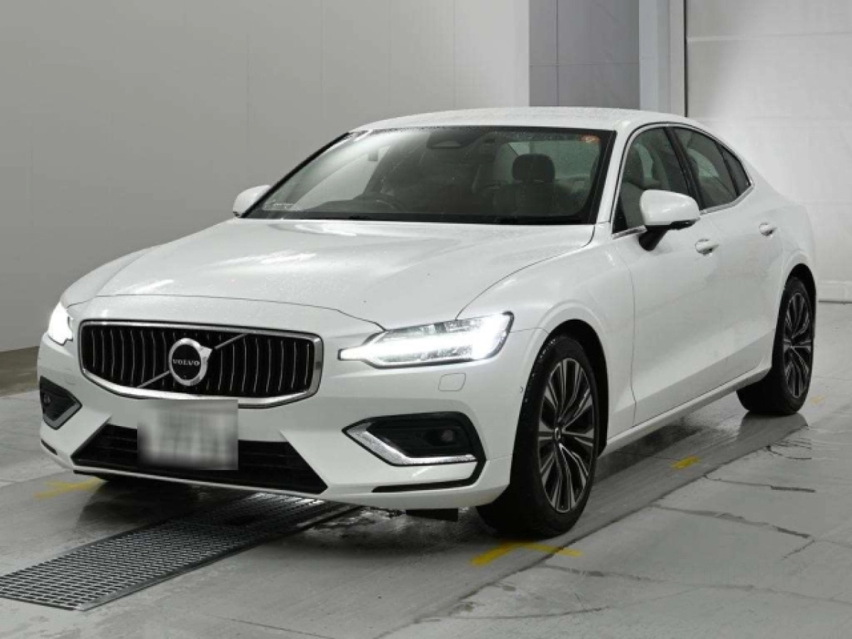 VOLVO S60 ZB420TM2 2024