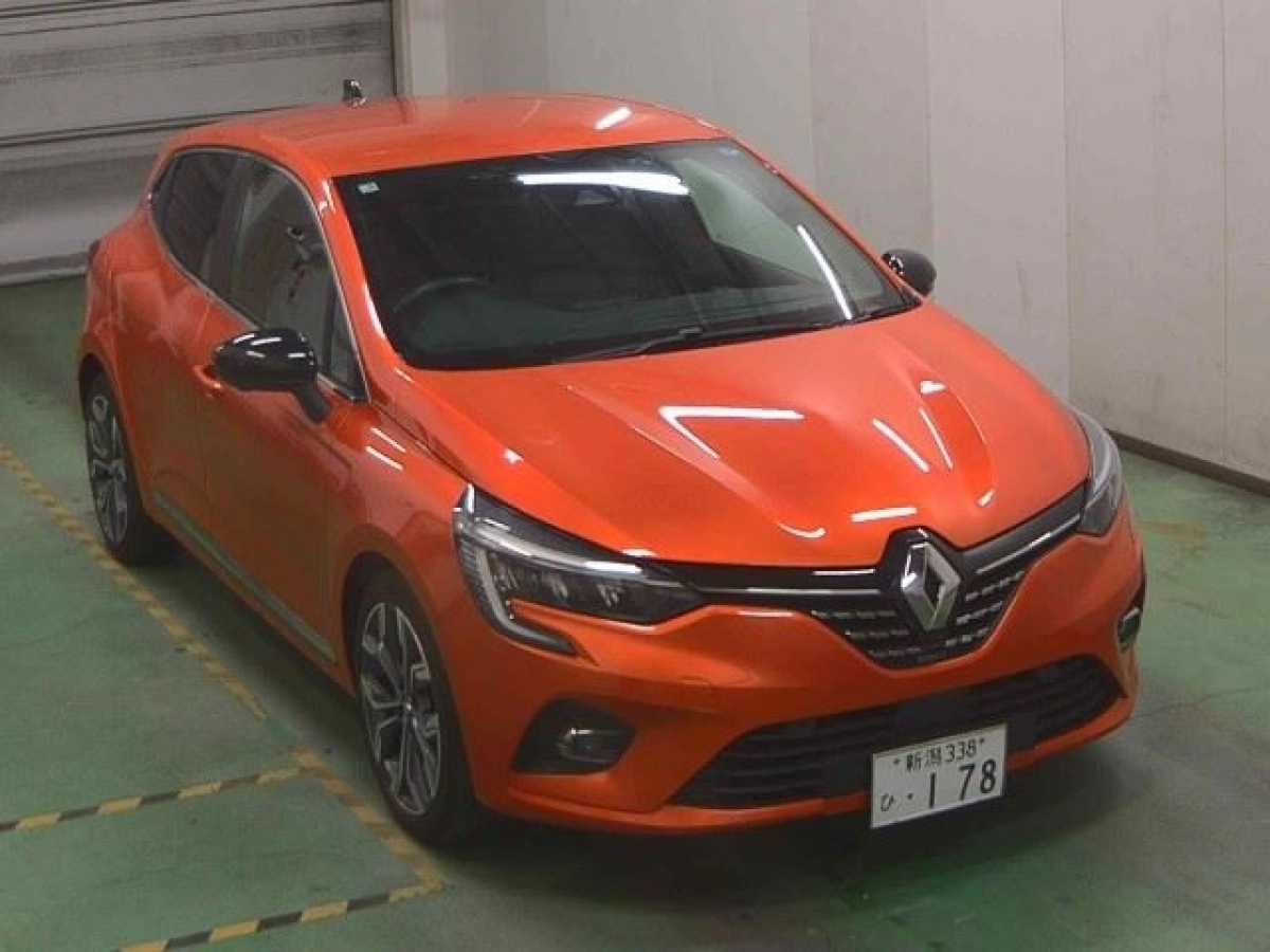 RENAULT LUTECIA BJAH5H 2021