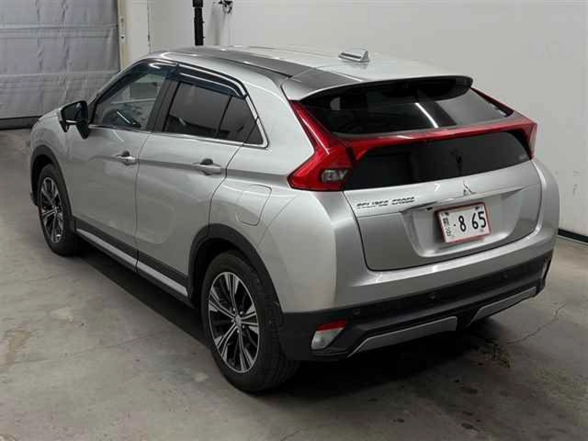 MITSUBISHI ECLIPSE CROSS