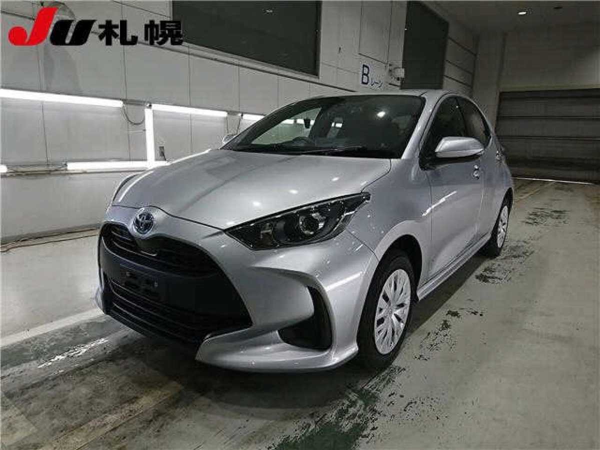 TOYOTA YARIS MXPH15 2024