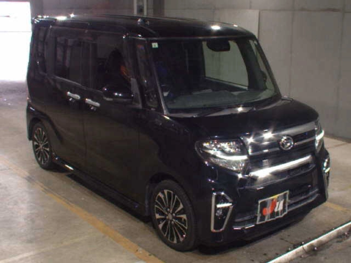 DAIHATSU TANTO LA650S 2019