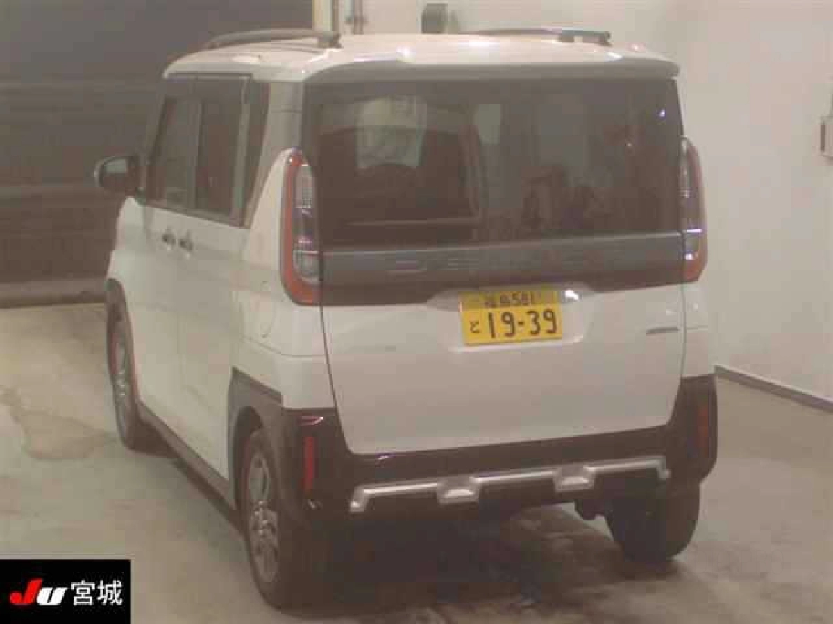 MITSUBISHI DELICA MINI