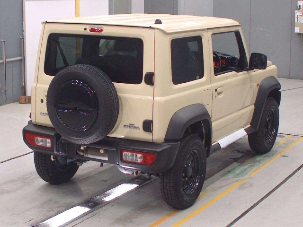 SUZUKI JIMNY SIERRA