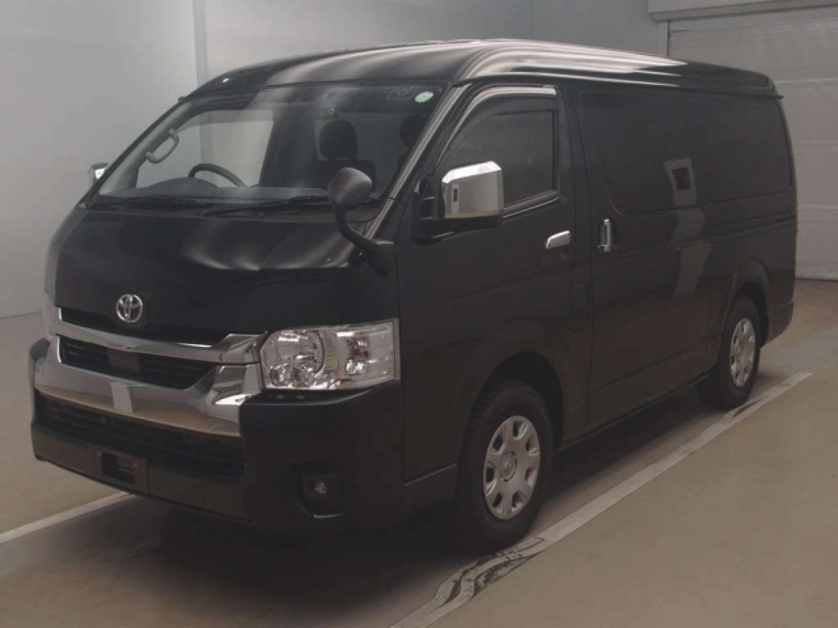 TOYOTA HIACE TRH219W 2024