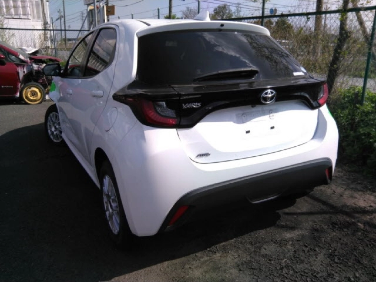 TOYOTA YARIS