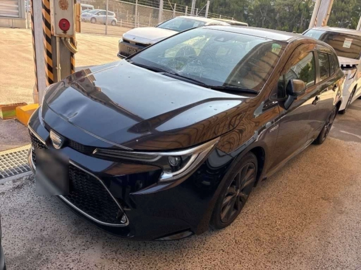 TOYOTA COROLLA TOURING ZWE211W 2019