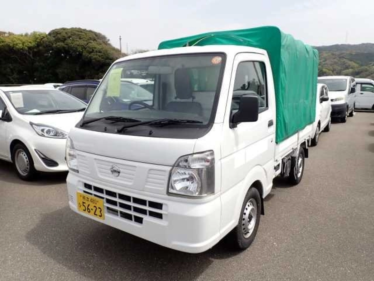 NISSAN CLIPPER TRUCK