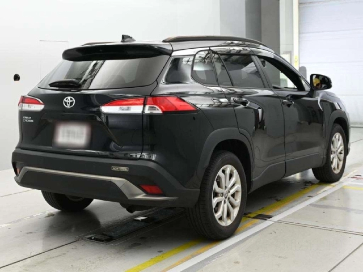 TOYOTA COROLLA CROSS