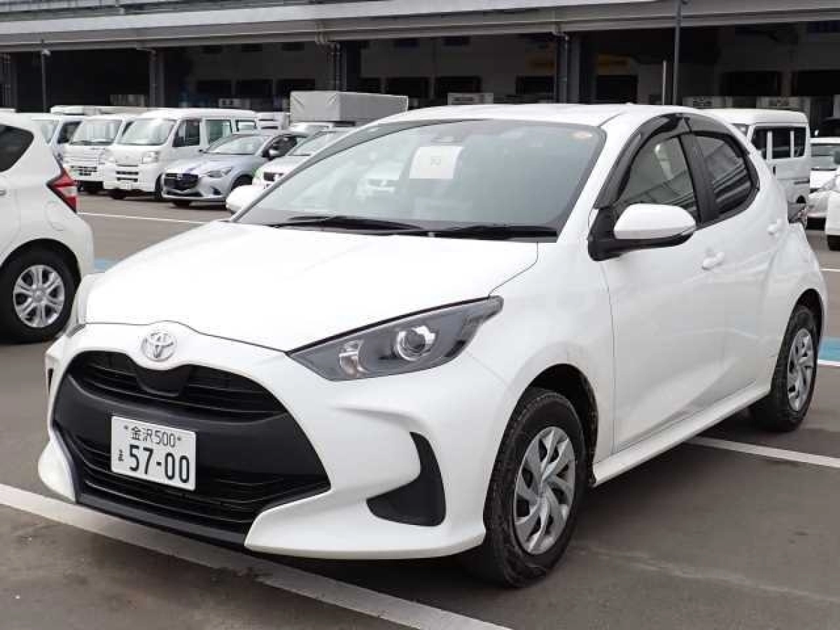 TOYOTA YARIS