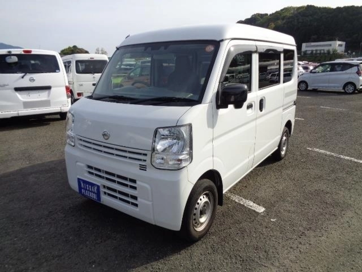 NISSAN CLIPPER VAN DR17V 2022