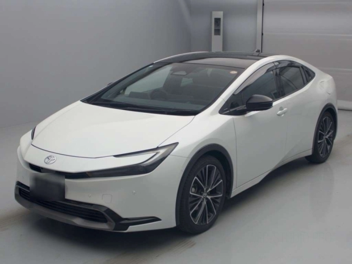 TOYOTA PRIUS MXWH60 2024