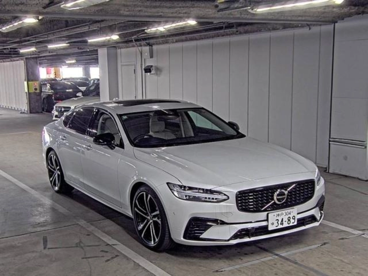 VOLVO S90 PB420P2A 2024