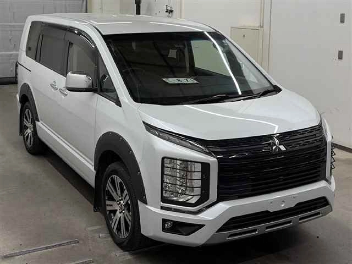 MITSUBISHI DELICA D5 CV1W 2022
