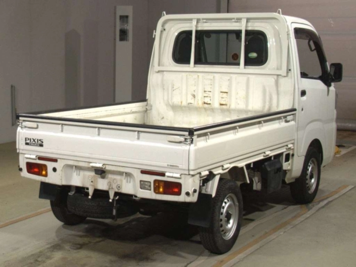 TOYOTA PIXIS TRUCK