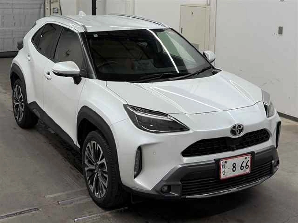TOYOTA YARIS CROSS